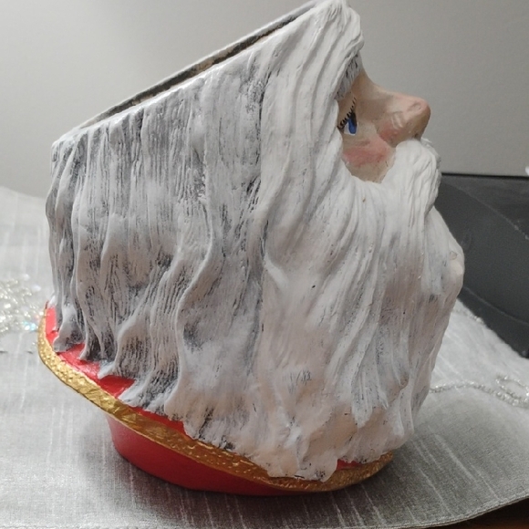 Santa Claus Ceramic Container - Picture 4 of 8